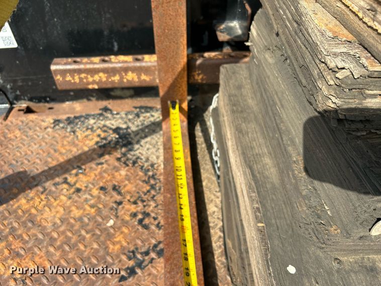 image for item DI7904 1990 Ford F800  crane truck