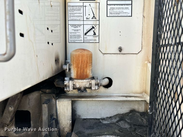 image for item DI7904 1990 Ford F800  crane truck