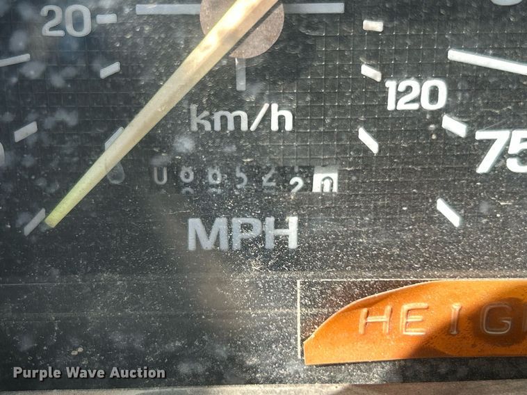 image for item DI7904 1990 Ford F800  crane truck