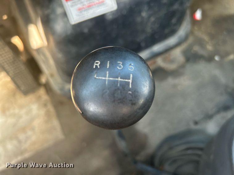 image for item DI7904 1990 Ford F800  crane truck