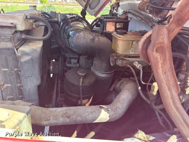 image for item DI7904 1990 Ford F800  crane truck