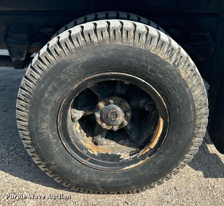 image for item DI7904 1990 Ford F800  crane truck