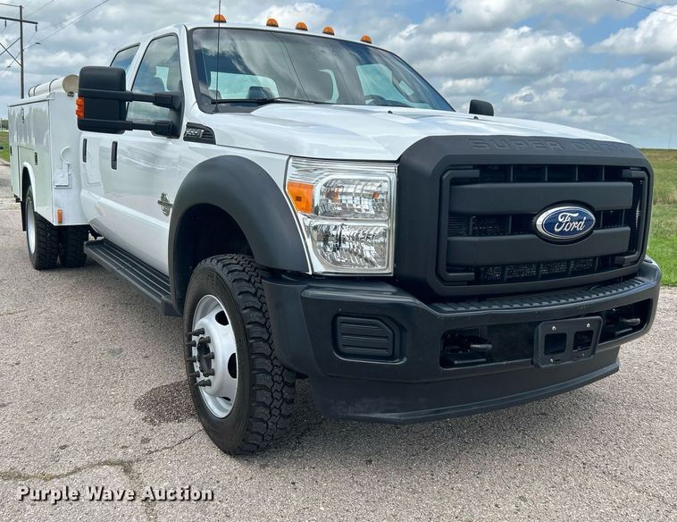 image for item DI7913 2011 Ford F550 Super Duty  Crew Cab utility / service truck
