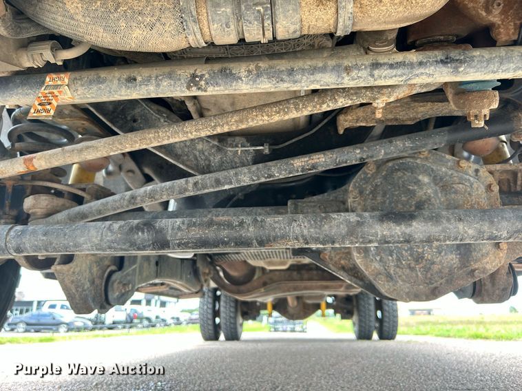 image for item DI7913 2011 Ford F550 Super Duty  Crew Cab utility / service truck