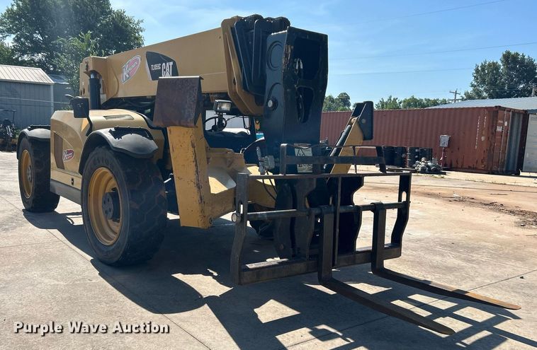 image for item DI7915 2013 Caterpillar TL1055C  telehandler