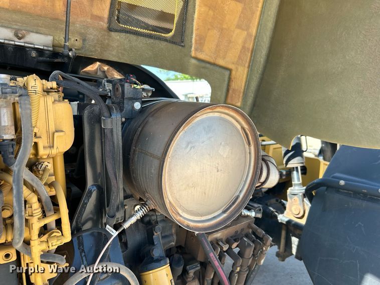 image for item DI7915 2013 Caterpillar TL1055C  telehandler