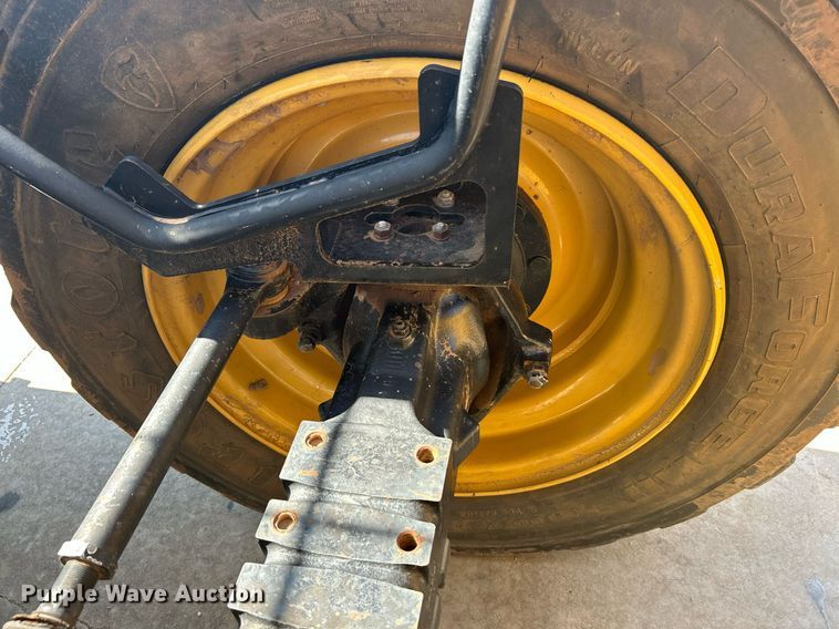 image for item DI7915 2013 Caterpillar TL1055C  telehandler