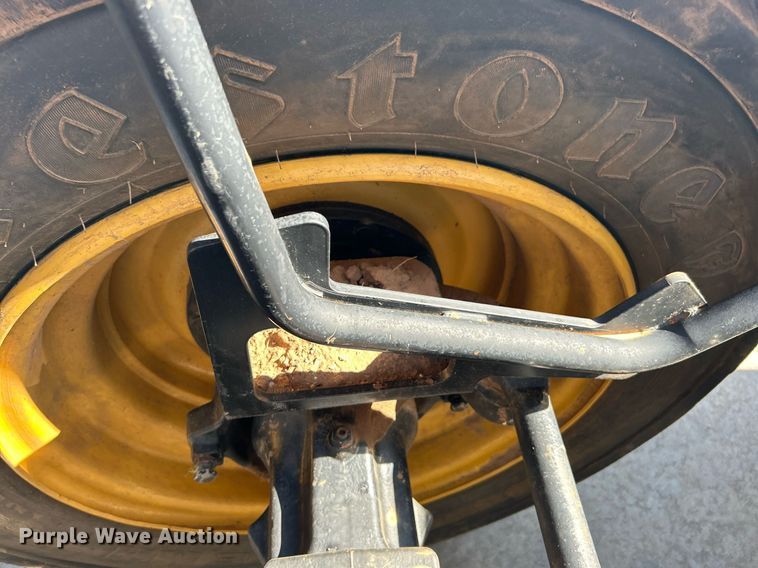 image for item DI7915 2013 Caterpillar TL1055C  telehandler