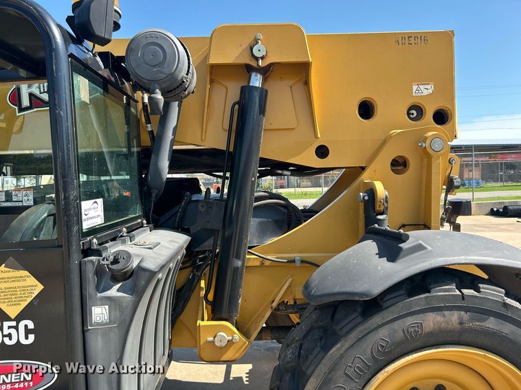 image for item DI7915 2013 Caterpillar TL1055C  telehandler