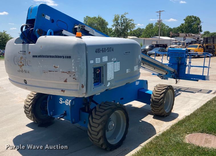 image for item DJ6184 2005 Genie S-60  boom lift