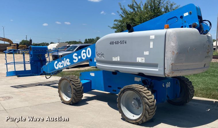 image for item DJ6184 2005 Genie S-60  boom lift