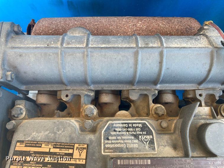 image for item DJ6184 2005 Genie S-60  boom lift