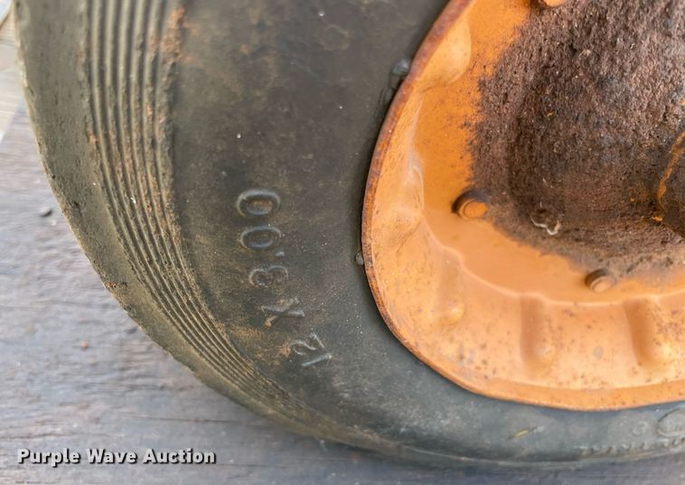 image for item DM0292 Boring and trenching equipment