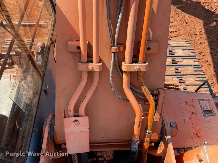 image for item DM0298 1994 Hitachi EX200LC-3  excavator