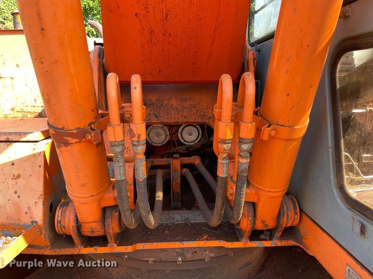 image for item DM0298 1994 Hitachi EX200LC-3  excavator