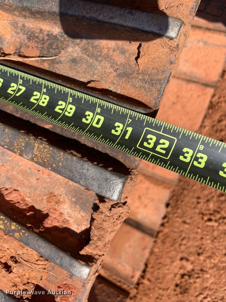 image for item DM0298 1994 Hitachi EX200LC-3  excavator