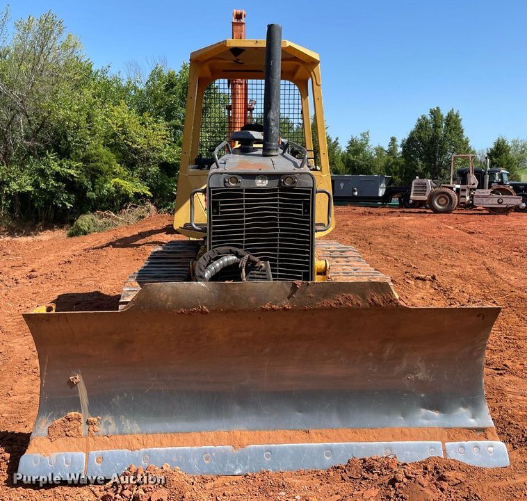 image for item DM0299 2004 John Deere 450H  dozer