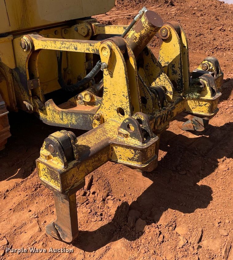 image for item DM0299 2004 John Deere 450H  dozer