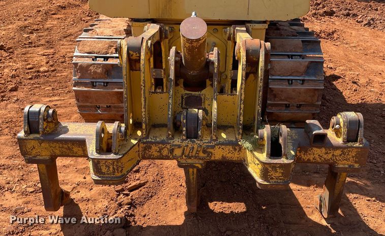 image for item DM0299 2004 John Deere 450H  dozer