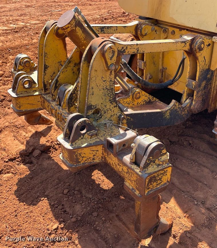 image for item DM0299 2004 John Deere 450H  dozer