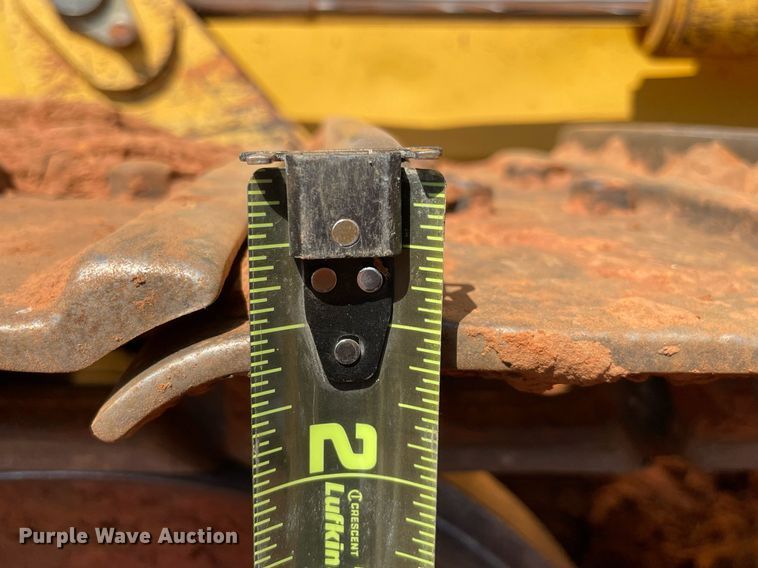 image for item DM0299 2004 John Deere 450H  dozer