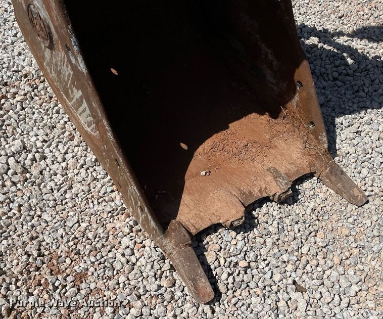 image for item DM0300 2007 Hitachi ZX120  excavator