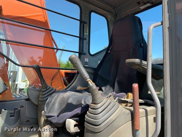 image for item DM0300 2007 Hitachi ZX120  excavator