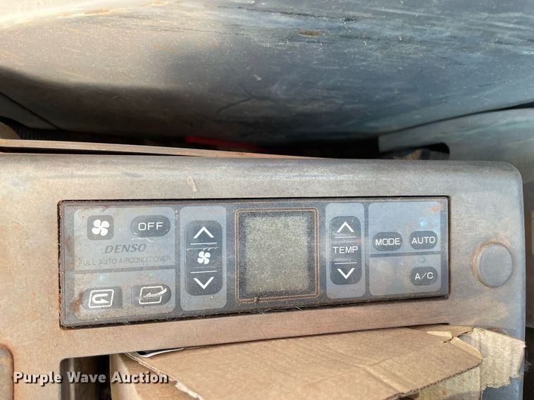 image for item DM0300 2007 Hitachi ZX120  excavator