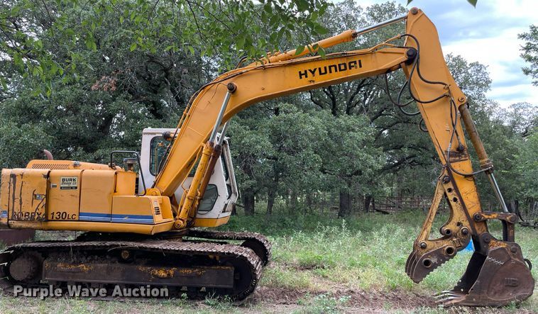 image for item DM0307 1993 Hyundai Robex 130LC  excavator