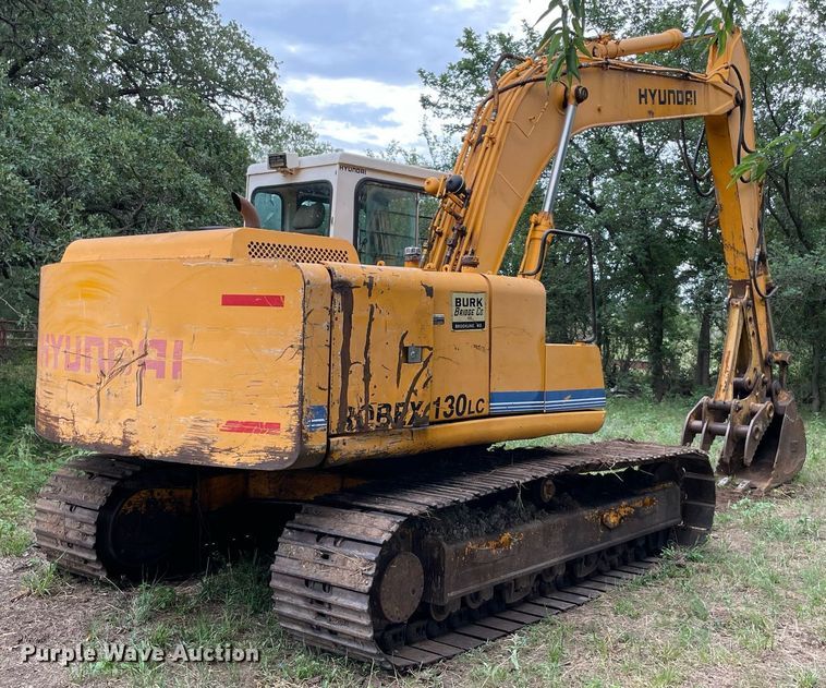 image for item DM0307 1993 Hyundai Robex 130LC  excavator