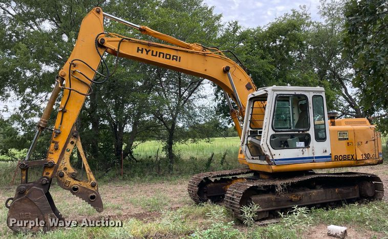 image for item DM0307 1993 Hyundai Robex 130LC  excavator