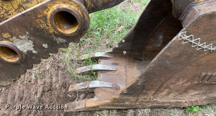 image for item DM0307 1993 Hyundai Robex 130LC  excavator