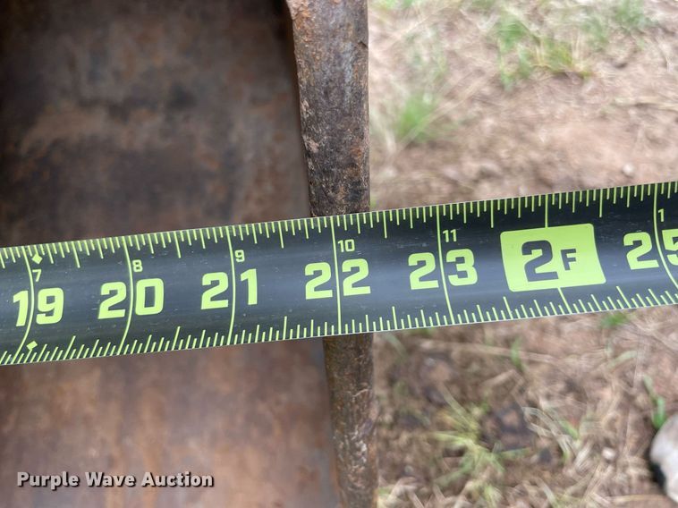 image for item DM0307 1993 Hyundai Robex 130LC  excavator