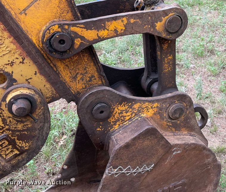 image for item DM0307 1993 Hyundai Robex 130LC  excavator