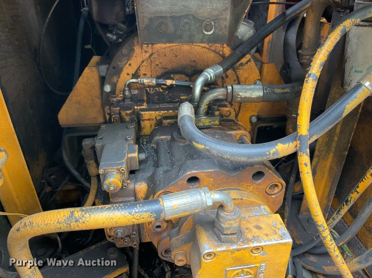 image for item DM0307 1993 Hyundai Robex 130LC  excavator