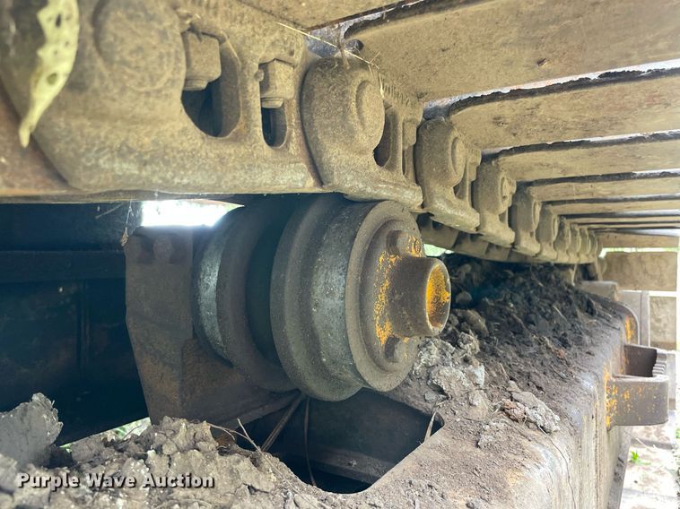 image for item DM0307 1993 Hyundai Robex 130LC  excavator