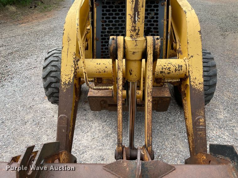 image for item DM0308 2004 John Deere 310G  backhoe