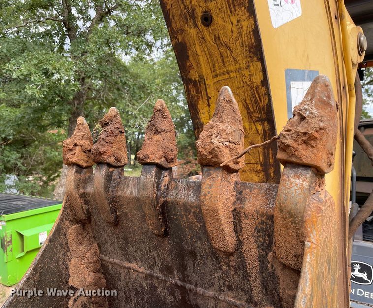 image for item DM0308 2004 John Deere 310G  backhoe