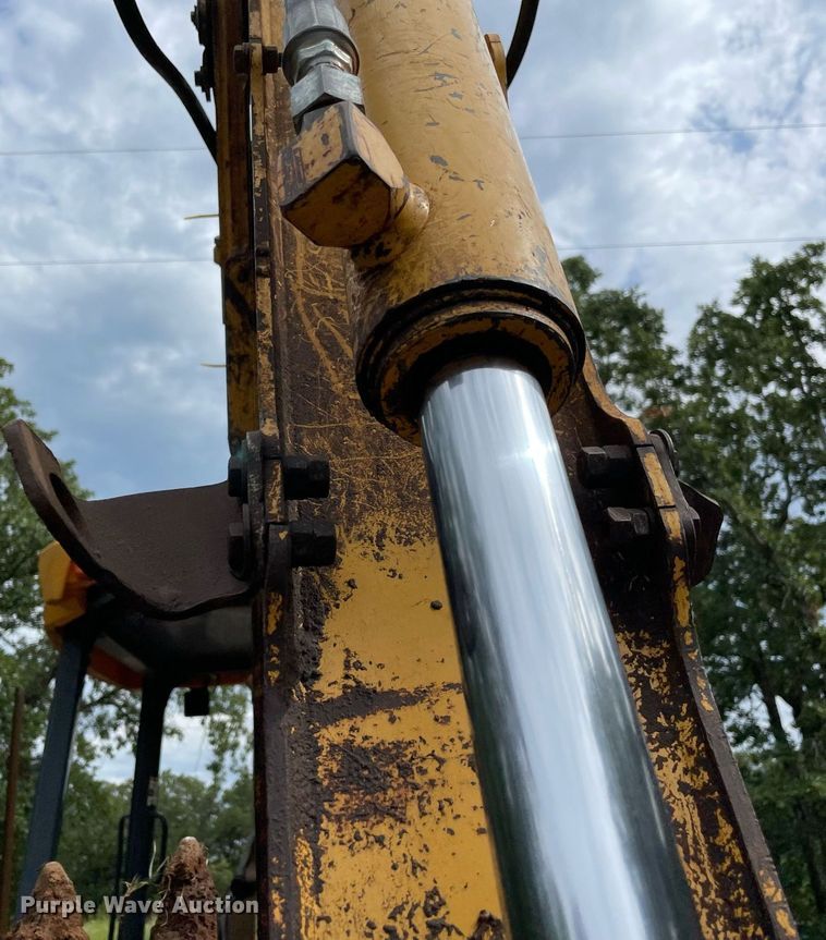 image for item DM0308 2004 John Deere 310G  backhoe