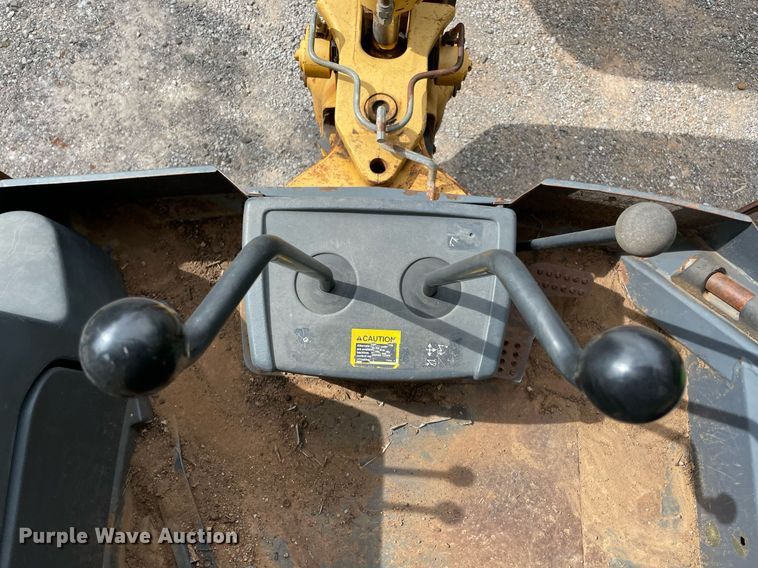 image for item DM0308 2004 John Deere 310G  backhoe