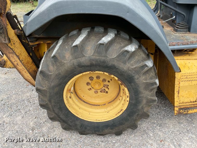 image for item DM0308 2004 John Deere 310G  backhoe