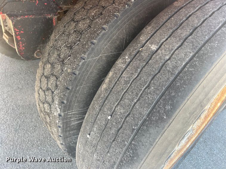 image for item DN3099 1996 Clement  end dump pup trailer