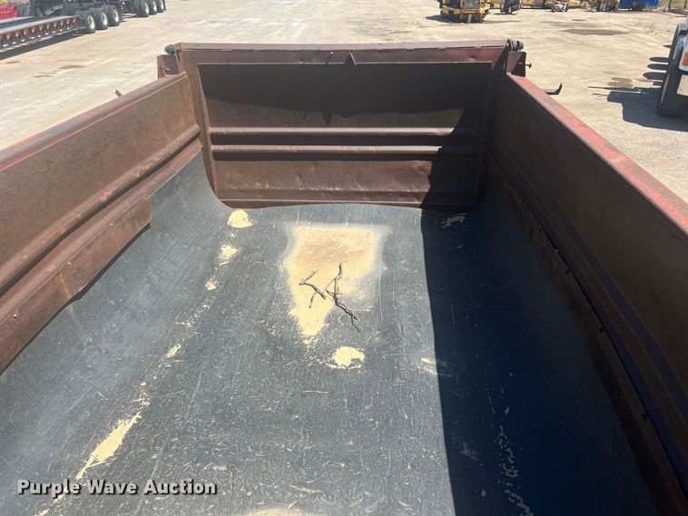 image for item DN3099 1996 Clement  end dump pup trailer