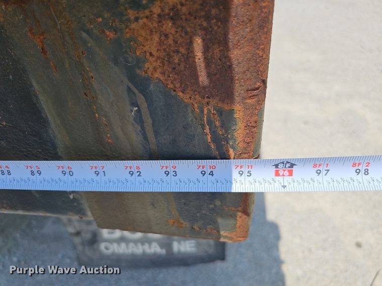 image for item DO2865 2003 Ford F650 Super Duty XLT  dump truck