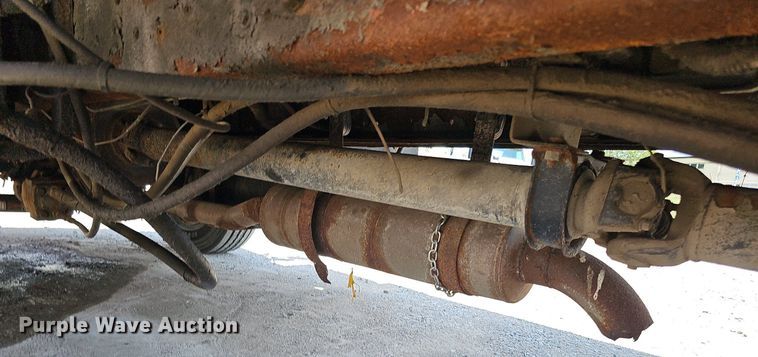 image for item DO2865 2003 Ford F650 Super Duty XLT  dump truck