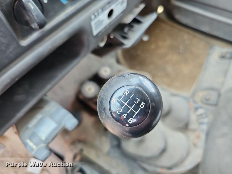 image for item DO2865 2003 Ford F650 Super Duty XLT  dump truck