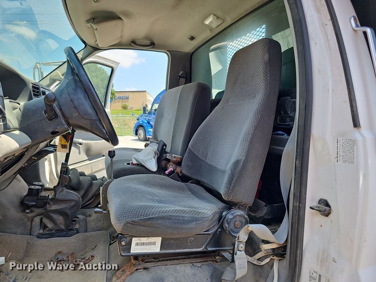 image for item DO2865 2003 Ford F650 Super Duty XLT  dump truck