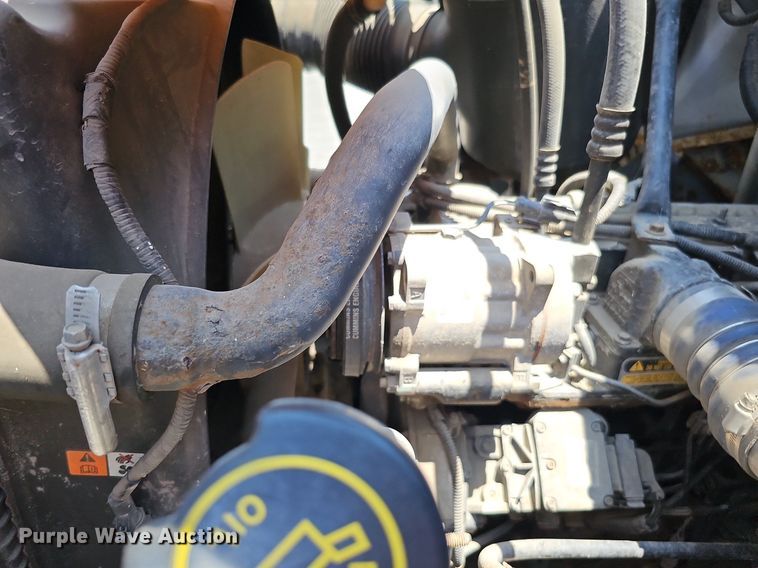 image for item DO2865 2003 Ford F650 Super Duty XLT  dump truck