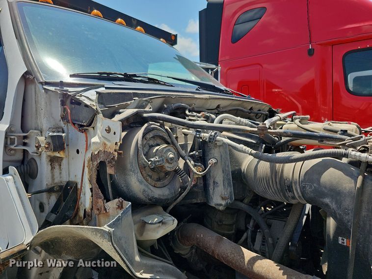 image for item DO2865 2003 Ford F650 Super Duty XLT  dump truck