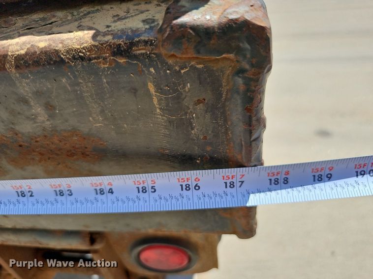 image for item DO2866 2005 Ford F750 Super Duty XL  flatbed truck